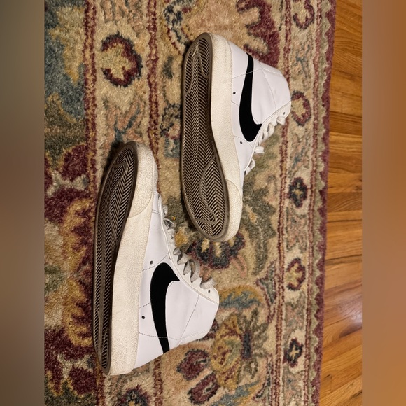 Nike Blazer mid ‘77  Women’s 6 - Picture 4 of 5